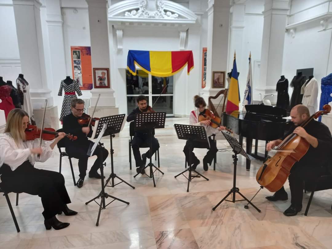 Recital dedicat Zilei Naționale a României, suținut de membrii Orchestrei Simfonice „Muntenia”