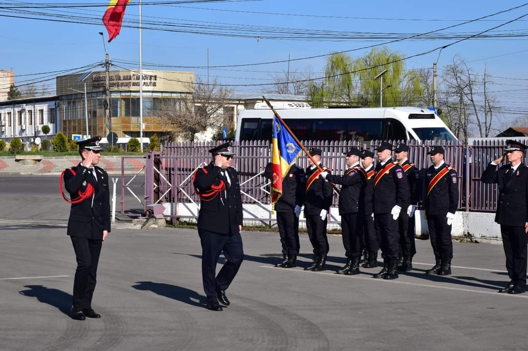  Ceremonial de depunere a jurământului militar la Inspectoratul pentru Situații de Urgență "Basarab I" Dâmbovița.VIDEO